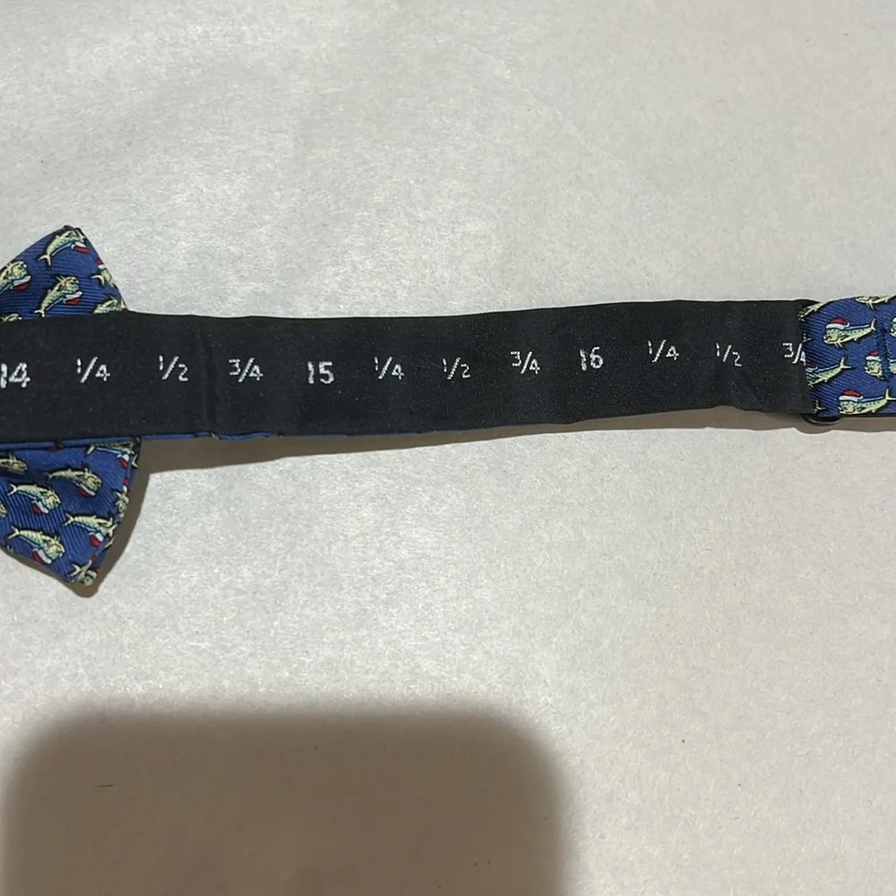 Vineyard Vines Boys Navy Blue Whale Print Bow Ties (Pair)